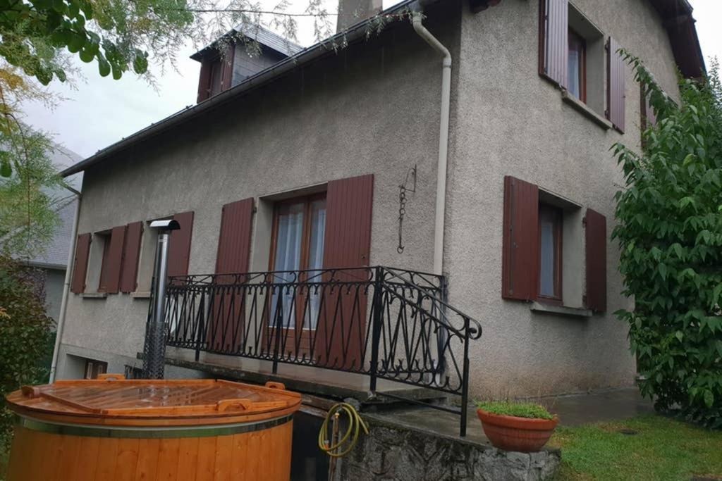 Le Gite Des 3 Vallees Villa Luz-Saint-Sauveur Ngoại thất bức ảnh